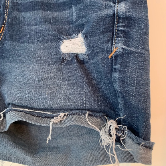 American Eagle Ripped Denim Shorts - Picture 6 of 8